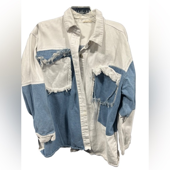 Miss Me Long Sleeve Colorblock Patched
Denim Button Up Shacket Size Large - Picture 3 of 9